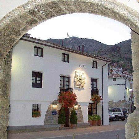 Casa Rural Las Pedrolas 이르네디요 외부 사진